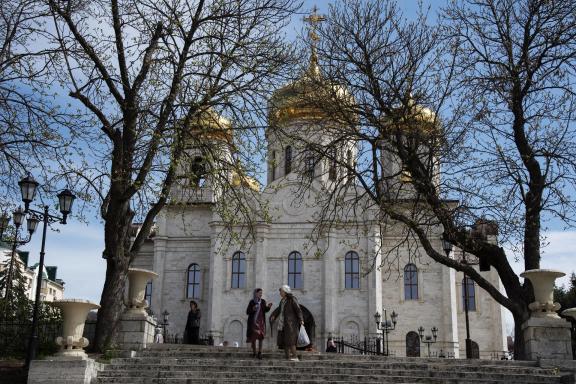 Meeting at the Cathedral