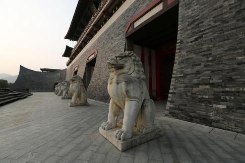 Visit the ancient city 44