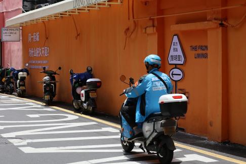 Roadside street photography 4