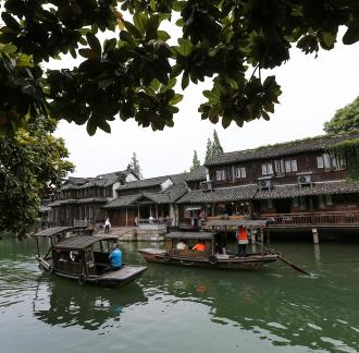 Singing on the green waves 20