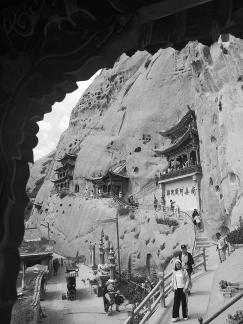 Horseshoe Thousand Buddha 49