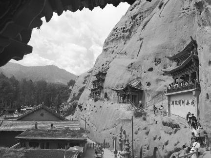 Horseshoe Thousand Buddha 51