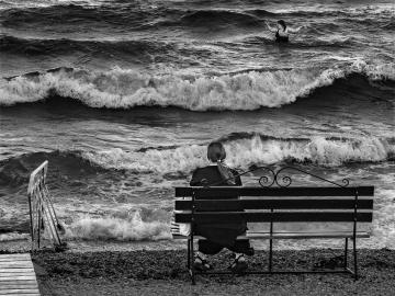 Swimming on storm