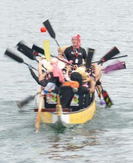 Dragon BoatCostumeCompetitionTeam B