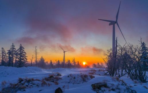 Sunrise with snow