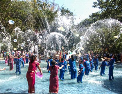 Yunnan Water Splashing Festival