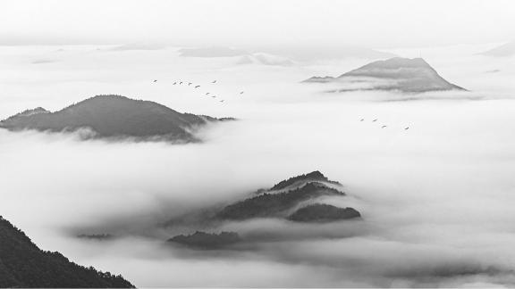Zhangjiajie in the sea of clouds 2
