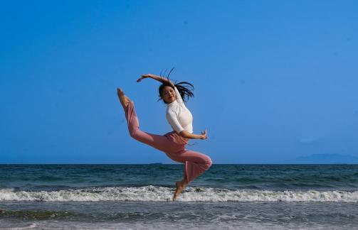Leap over the sea and sky