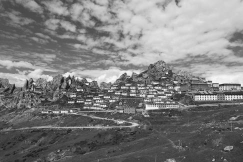 Colorful settlement 8