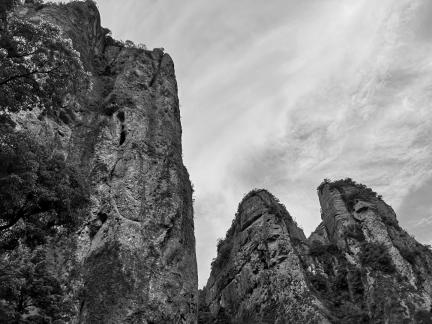 Green curtain hanging clouds 1