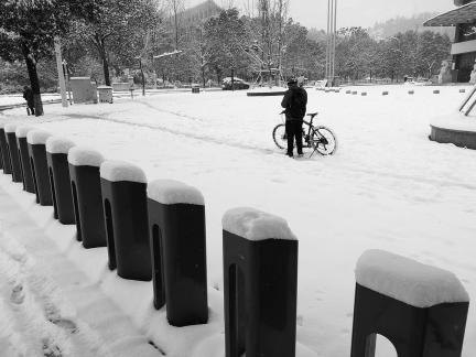 Snowy scenery 2
