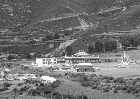 Mountain Dwelling Scene 13