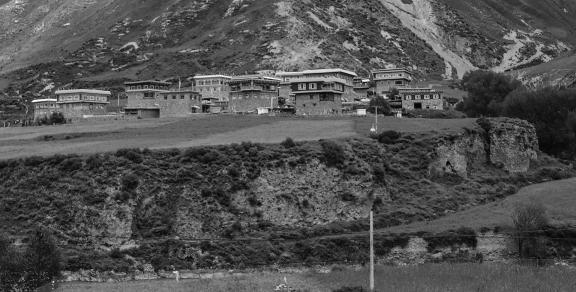 Mountain Dwelling Scene 15