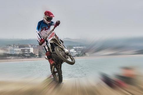 Zoomburst Moto