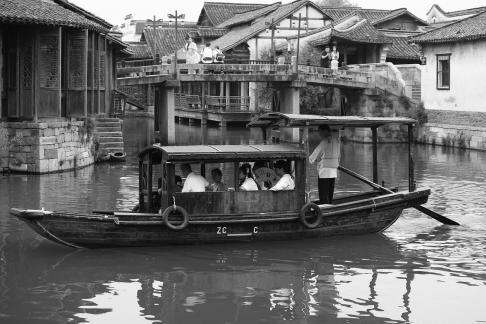 The sound of rowing in Jiangnan 30