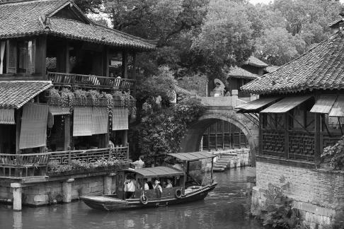 The sound of rowing in Jiangnan 32