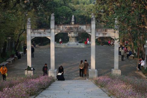 Front Spring and Autumn Period 3