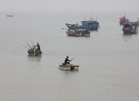 Fishing boats at sea 40