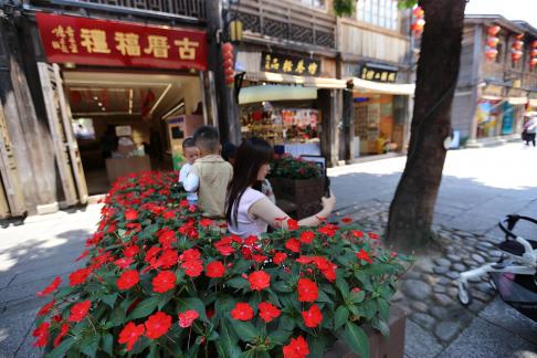 Watchman in front of the door 3