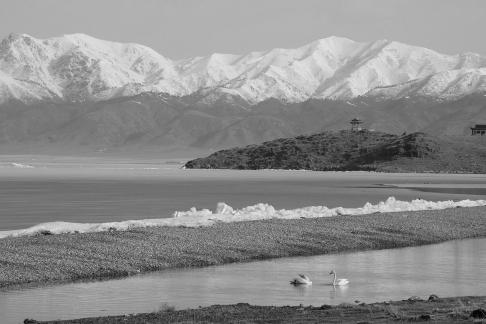 Seeing the snow capped mountains 2