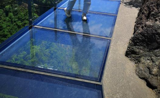 glass walkway 5