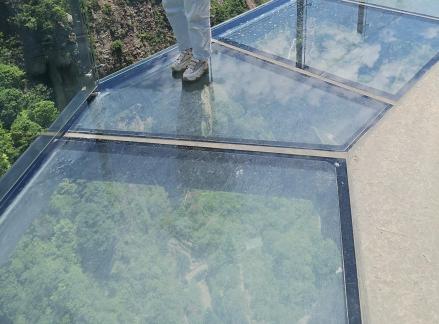 glass walkway 6