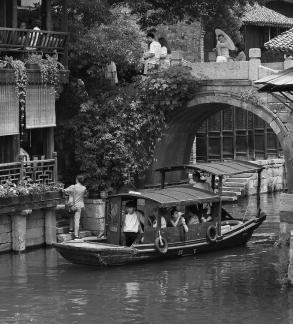 The sound of rowing in Jiangnan 12