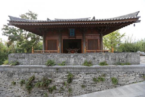 Wood and stone light and shadow 6