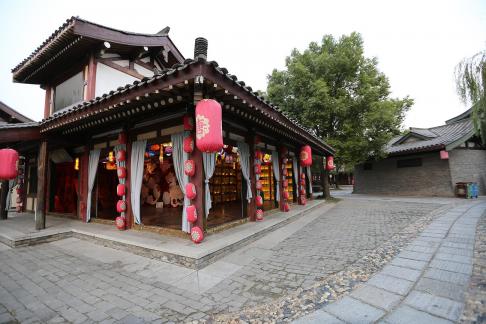 Visit the ancient city 56