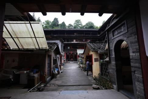 Ancient courtyard stacking 1