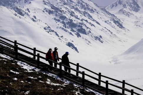 Seeing the snow capped mountains 24