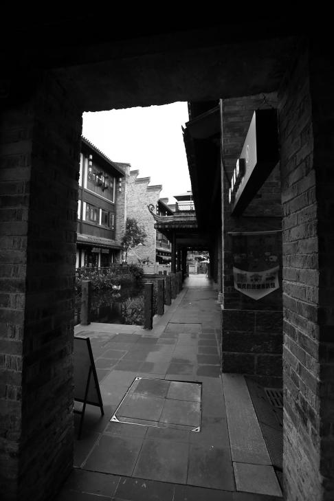 New events in the old alley 4