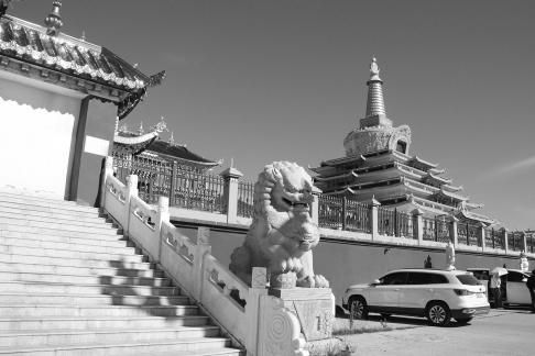 Tibetan houses 6