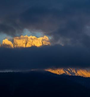 Xuefeng Cloud Shadow 19
