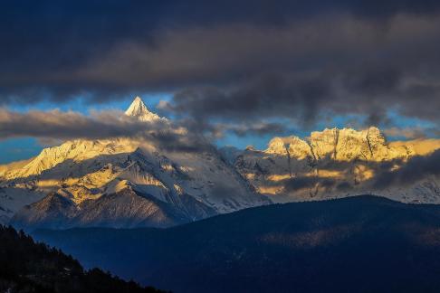 Yunshan Golden Summit 16