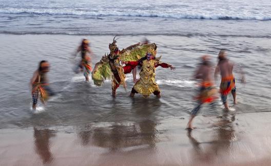 Dancing on the beach 439