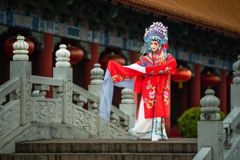 Acting Chinese Opera