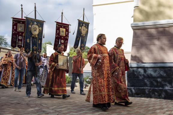 Procession of the Cross-5