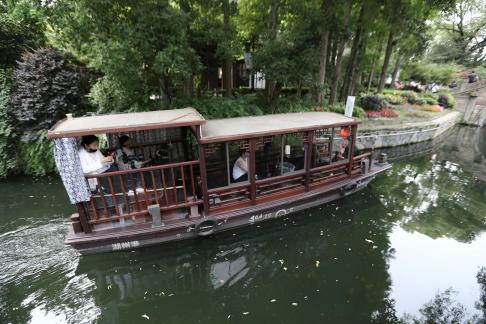 Boating in the Water Lane 3