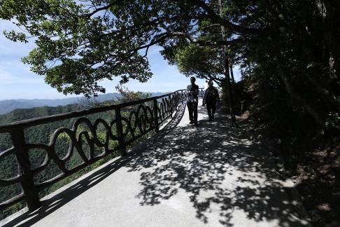 The Path of Light Gap 6