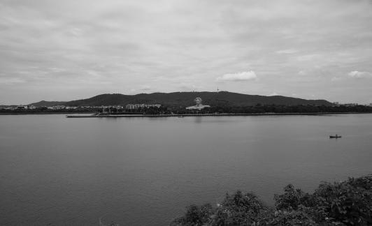 One island on the Xiang River 2