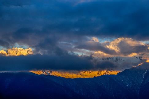 Snowy Land with Gilded Light 5