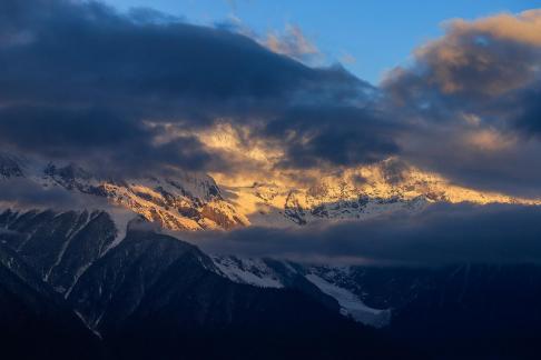 Snowy Land with Gilded Light 7