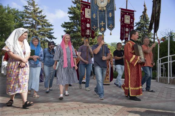Procession of the Cross-7