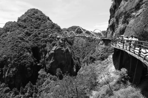 Beautiful scenery 16