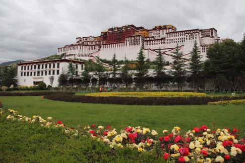 Take a photo in Xizang 32