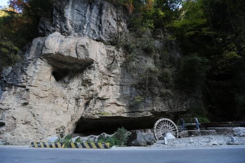 Green hills always stay 1