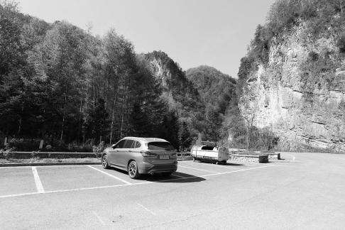 Green hills always stay 6