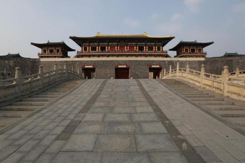 The ancient city shines brightly 6