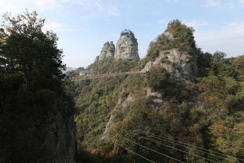 Journey to the Mountains 100